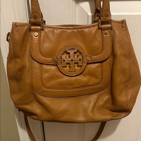 Tory Burch Tan Leather Shoulder Bag - Picture 2 of 13